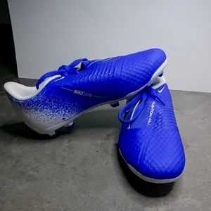 Nike Phantom Venom Pro FG Soccer Cleats